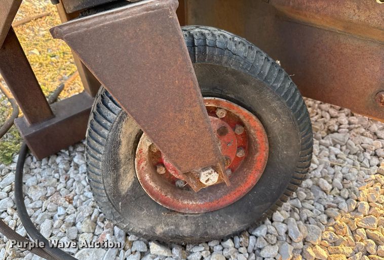 image for item EJ3107 Balderson BITHBO broom