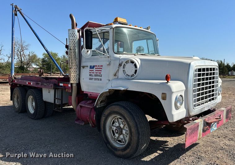 image for item EJ4853 1979 Ford winch truck