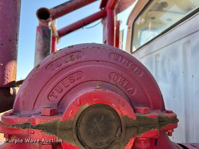 image for item EJ4853 1979 Ford winch truck