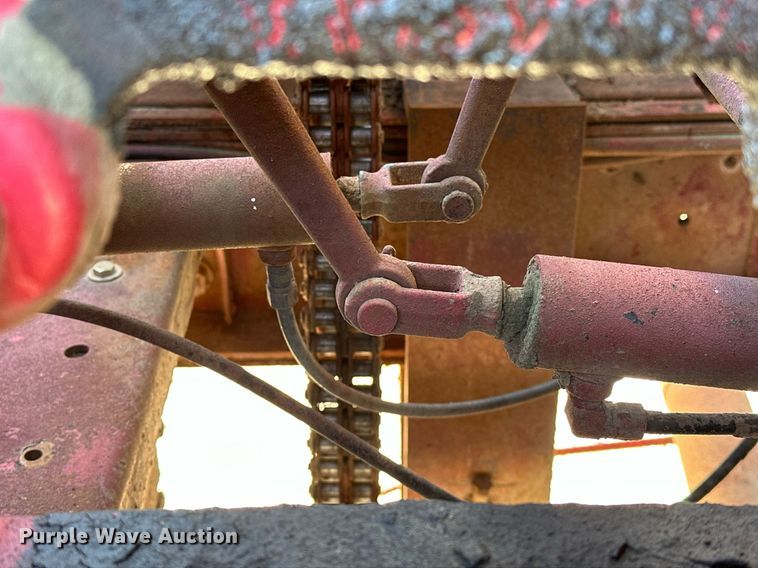 image for item EJ4853 1979 Ford winch truck