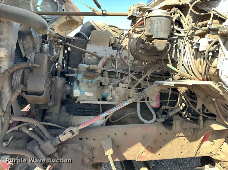 image for item EJ4853 1979 Ford winch truck