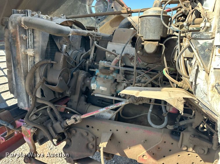 image for item EJ4853 1979 Ford winch truck