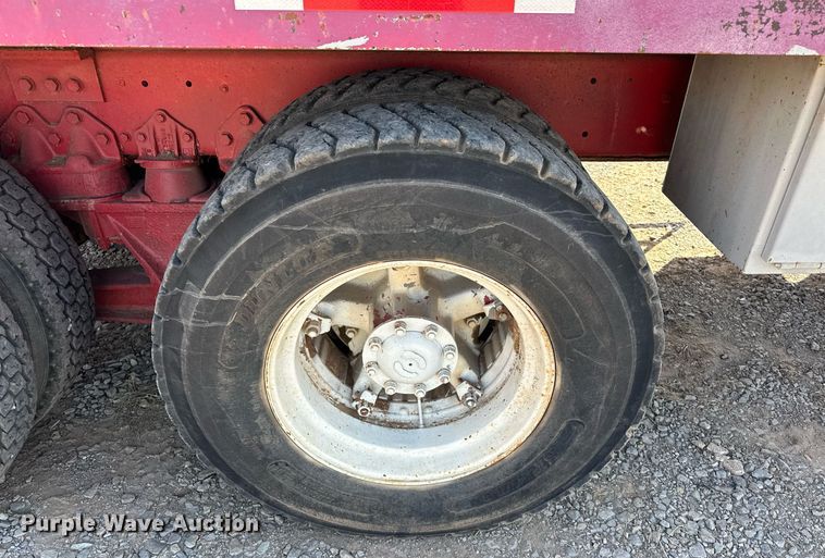 image for item EJ4853 1979 Ford winch truck