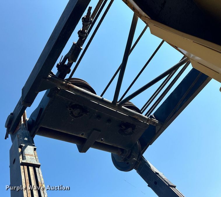 image for item EJ4909 1968 American  5299-C crane