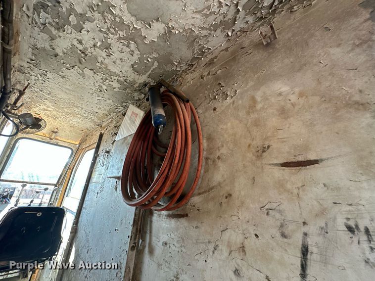 image for item EJ4909 1968 American  5299-C crane