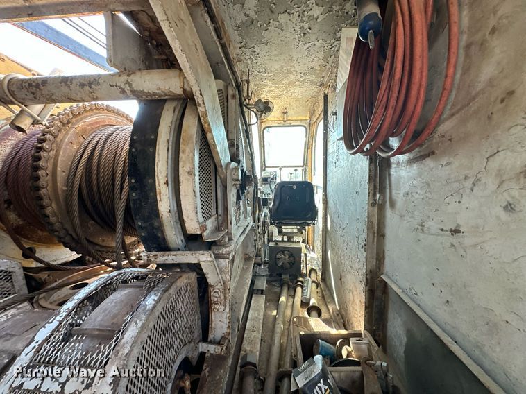 image for item EJ4909 1968 American  5299-C crane