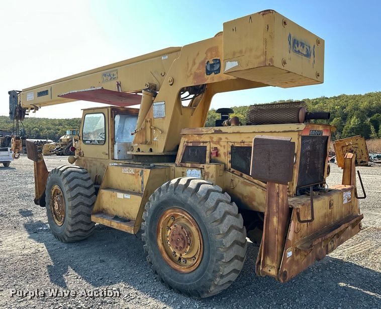 image for item EJ4910 1970 Grove RT58 crane