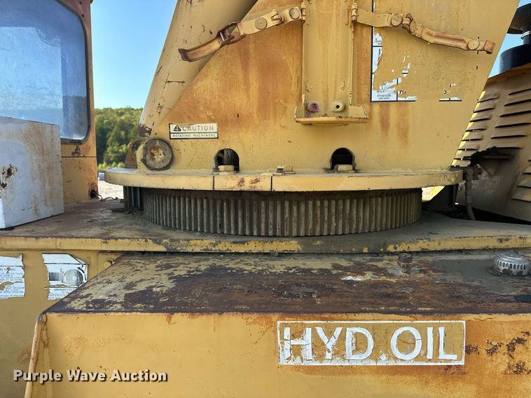 image for item EJ4910 1970 Grove RT58 crane