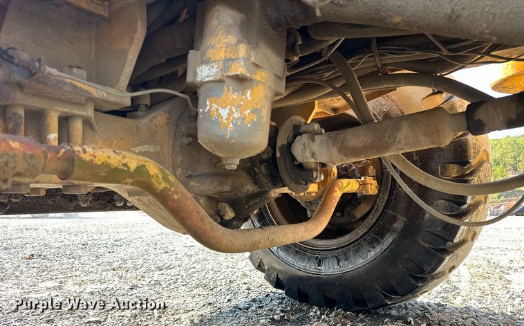 image for item EJ4910 1970 Grove RT58 crane