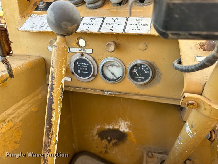 image for item EJ4910 1970 Grove RT58 crane