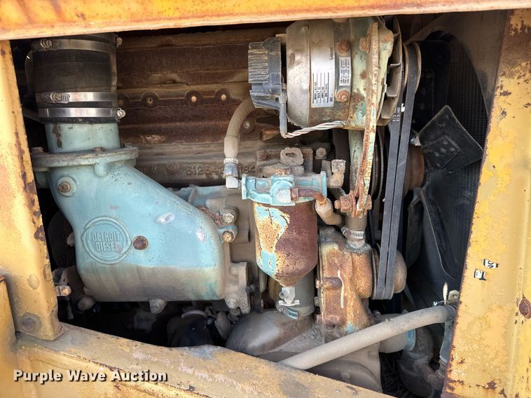 image for item EJ4910 1970 Grove RT58 crane