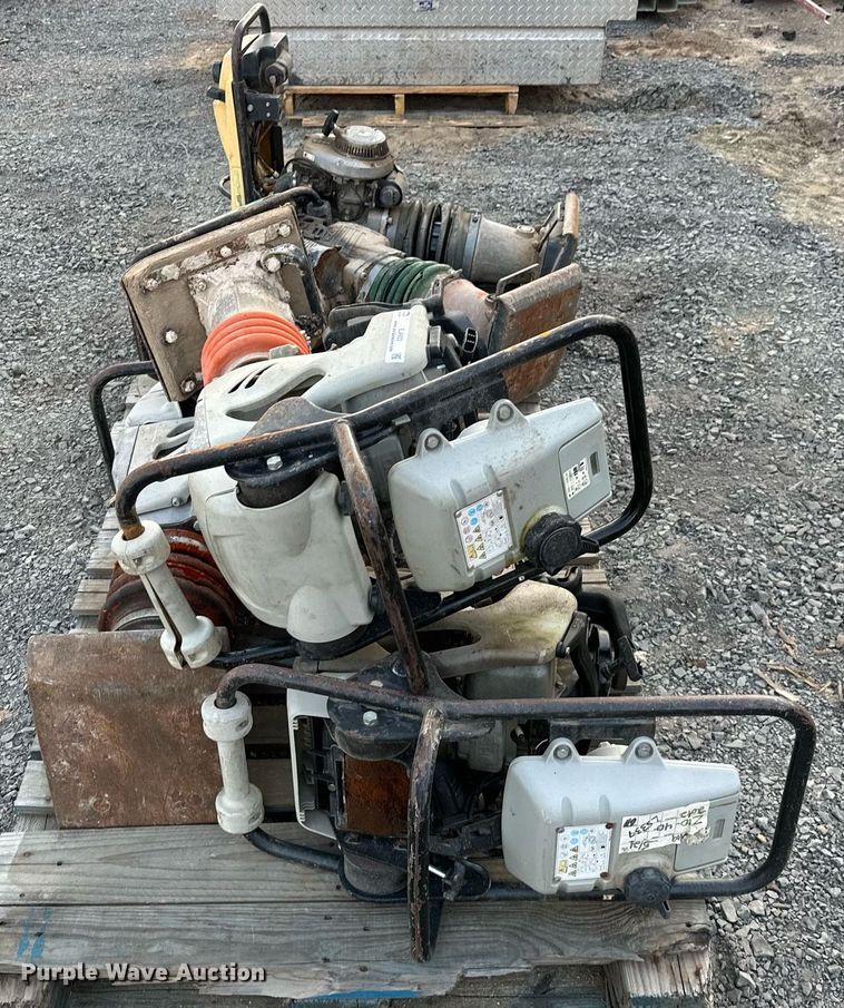 image for item EJ4923 (5) plate compactors 