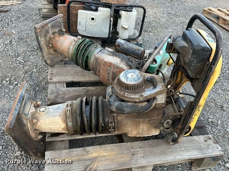 image for item EJ4923 (5) plate compactors 