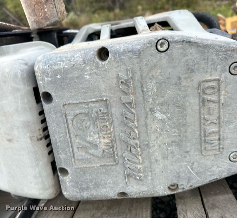 image for item EJ4923 (5) plate compactors 