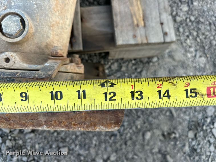 image for item EJ4923 (5) plate compactors 