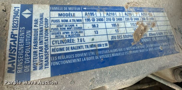 image for item EJ4926 1995 International 4900 Crew Cab flatbed truck