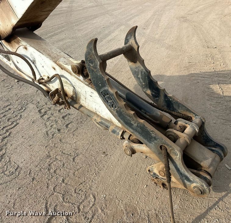 image for item EJ4929 2013 Bobcat  E80 mini excavator