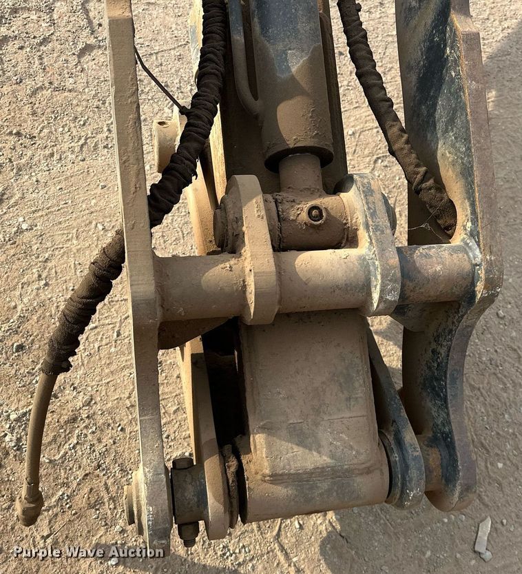 image for item EJ4929 2013 Bobcat  E80 mini excavator