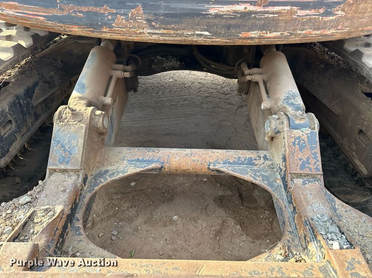 image for item EJ4929 2013 Bobcat  E80 mini excavator