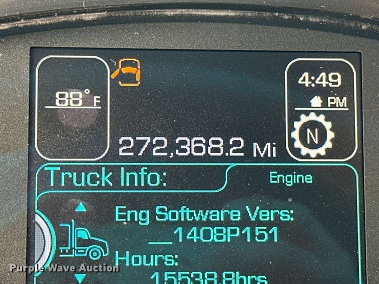 image for item EJ4933 2016 Kenworth  T880 dump truck