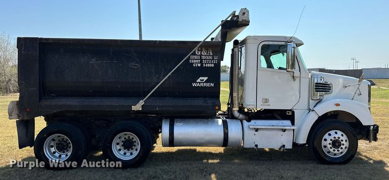 image for item EJ4978 2012 Freightliner Conventional  dump truck
