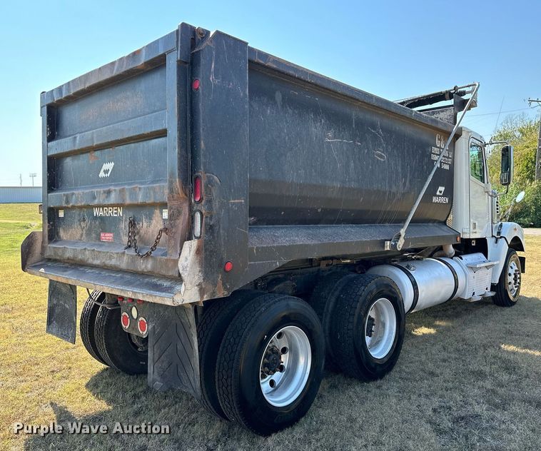 image for item EJ4978 2012 Freightliner Conventional  dump truck