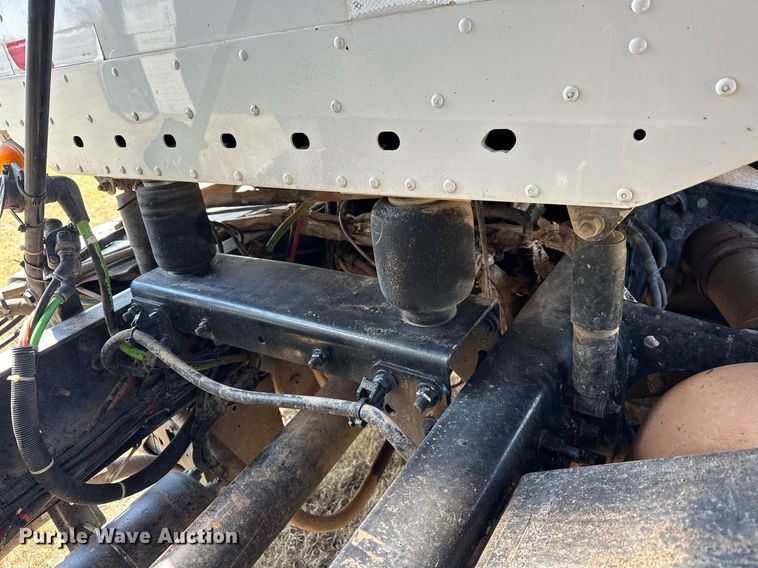 image for item EJ4978 2012 Freightliner Conventional  dump truck