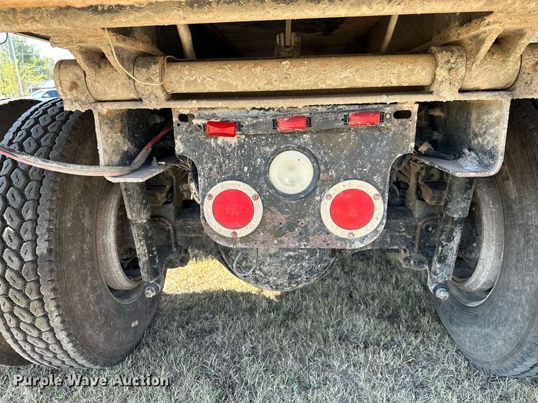 image for item EJ4978 2012 Freightliner Conventional  dump truck