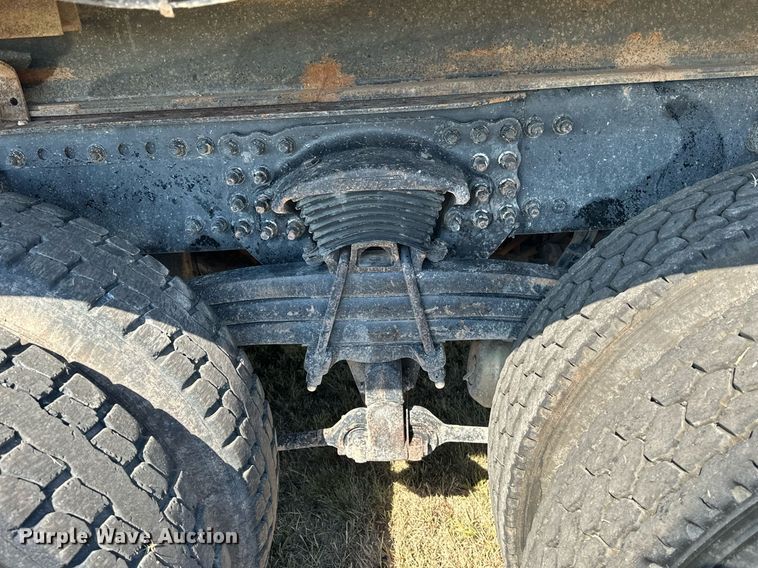 image for item EJ4978 2012 Freightliner Conventional  dump truck