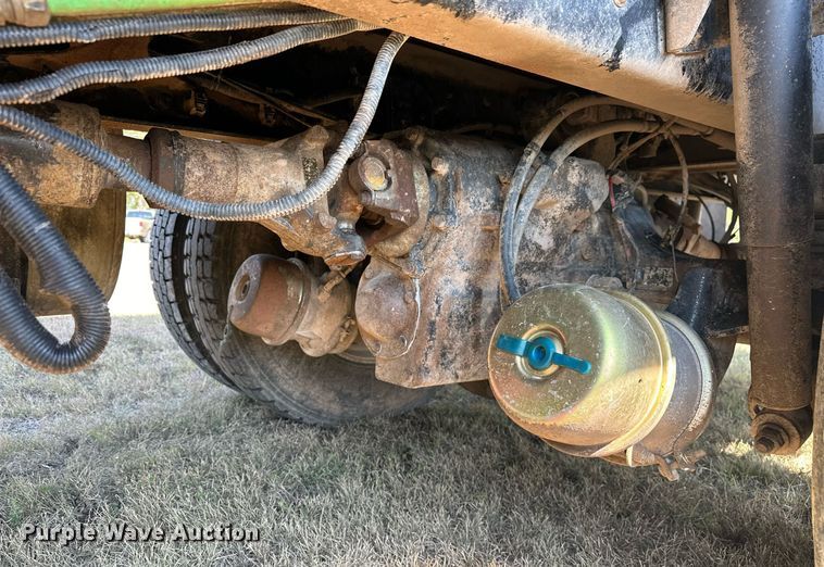 image for item EJ4978 2012 Freightliner Conventional  dump truck