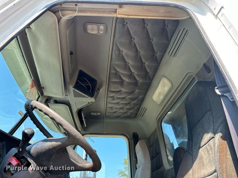 image for item EJ4978 2012 Freightliner Conventional  dump truck