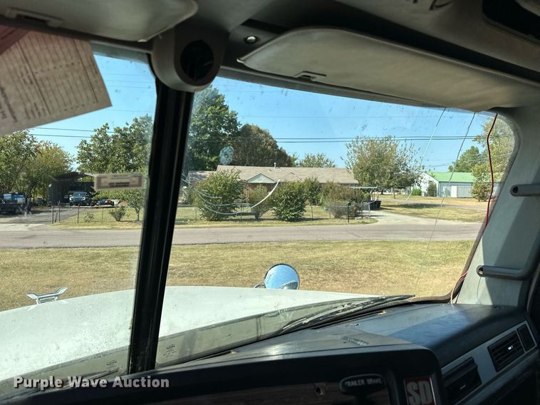 image for item EJ4978 2012 Freightliner Conventional  dump truck