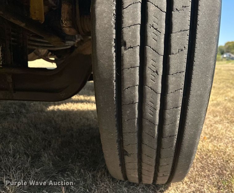 image for item EJ4978 2012 Freightliner Conventional  dump truck