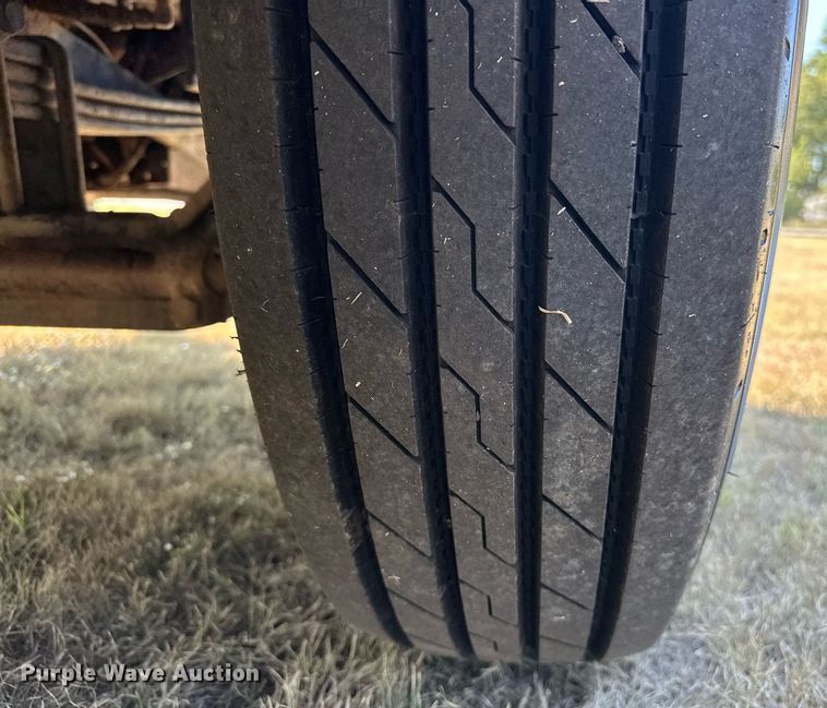 image for item EJ4978 2012 Freightliner Conventional  dump truck