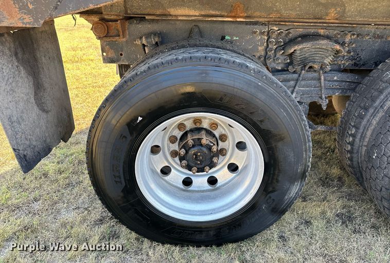 image for item EJ4978 2012 Freightliner Conventional  dump truck