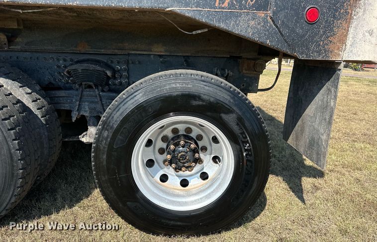 image for item EJ4978 2012 Freightliner Conventional  dump truck