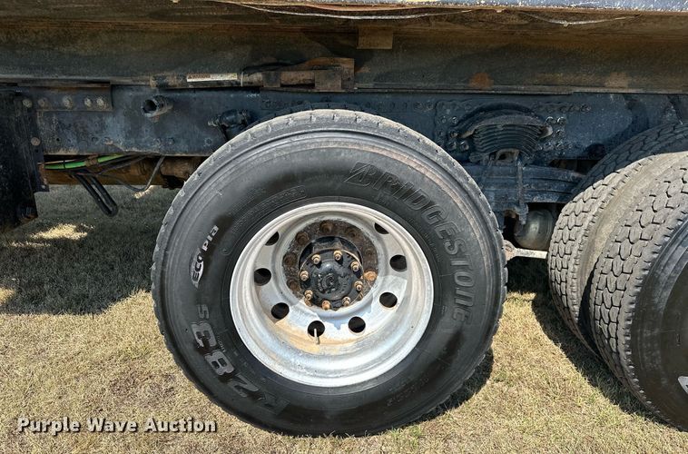 image for item EJ4978 2012 Freightliner Conventional  dump truck