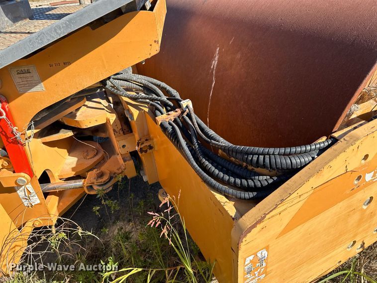 image for item EJ4995 2007 Case SV212 single drum vibratory roller