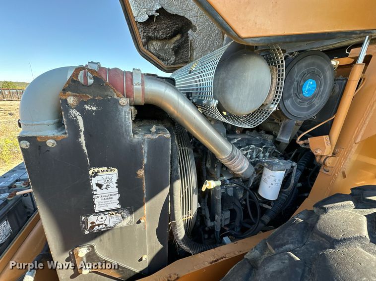 image for item EJ4995 2007 Case SV212 single drum vibratory roller