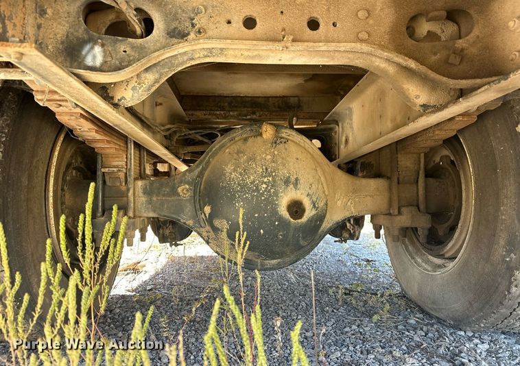 image for item EJ4998 1989 International  S1600 Crew Cab utility / service truck