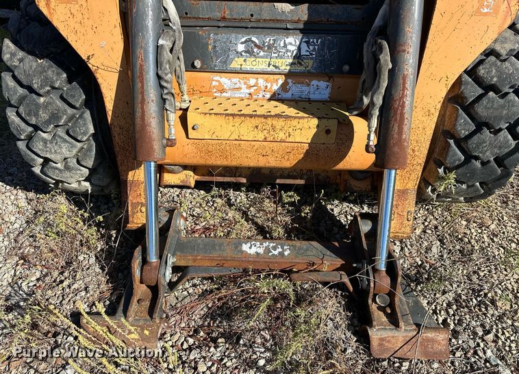 image for item EJ5000 2012 Case  SV300 skid steer loader