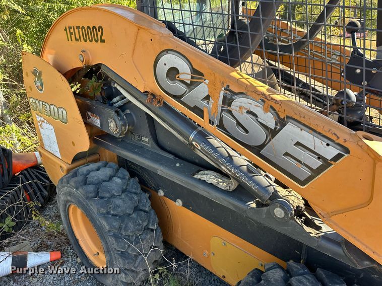 image for item EJ5000 2012 Case  SV300 skid steer loader