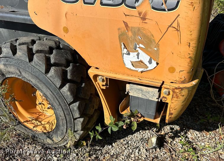 image for item EJ5000 2012 Case  SV300 skid steer loader