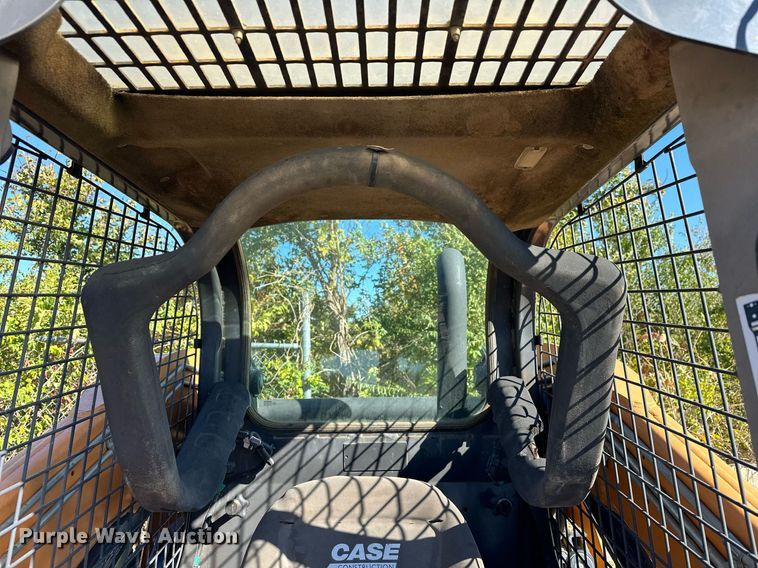 image for item EJ5000 2012 Case  SV300 skid steer loader