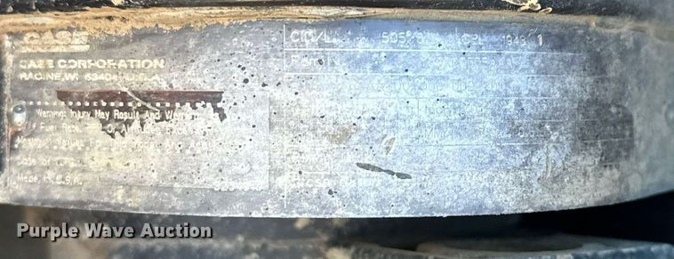 image for item EJ5004 2000 Case 821C loader