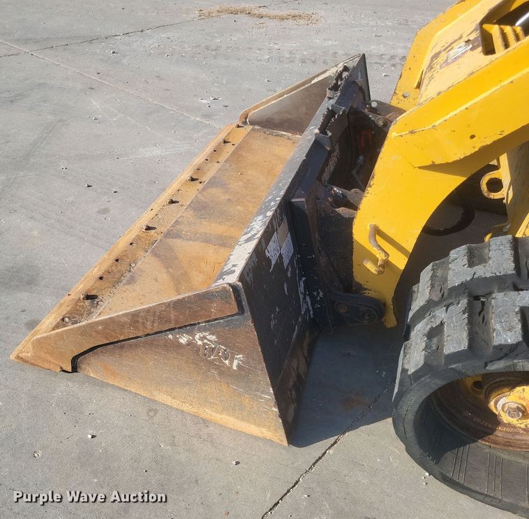 image for item EJ8046 2020 Caterpillar  299D3 tracked skid steer loader