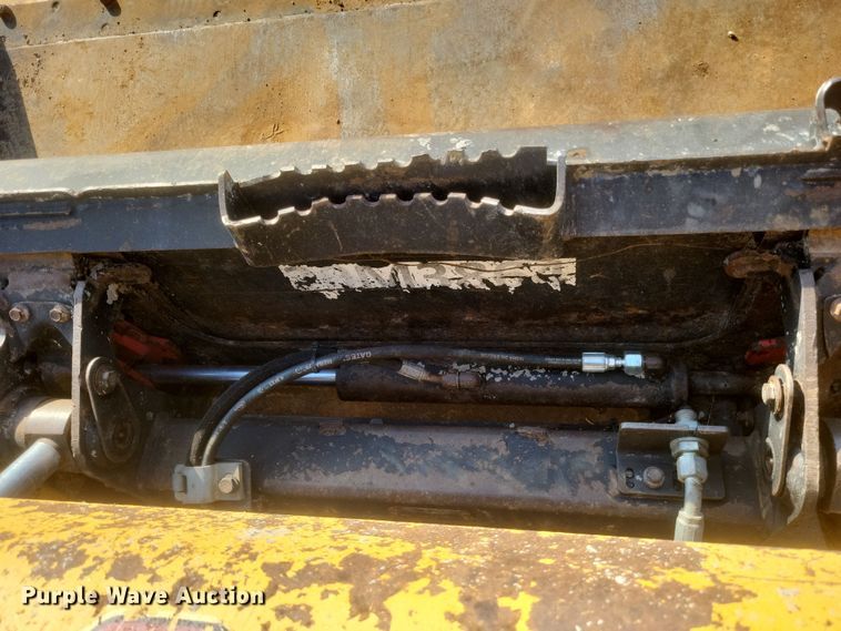 image for item EJ8046 2020 Caterpillar  299D3 tracked skid steer loader