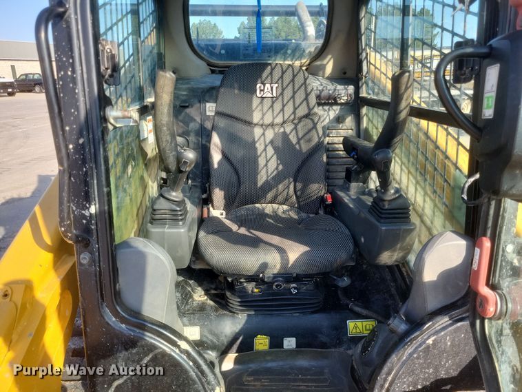 image for item EJ8046 2020 Caterpillar  299D3 tracked skid steer loader