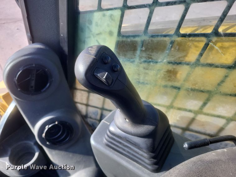 image for item EJ8046 2020 Caterpillar  299D3 tracked skid steer loader