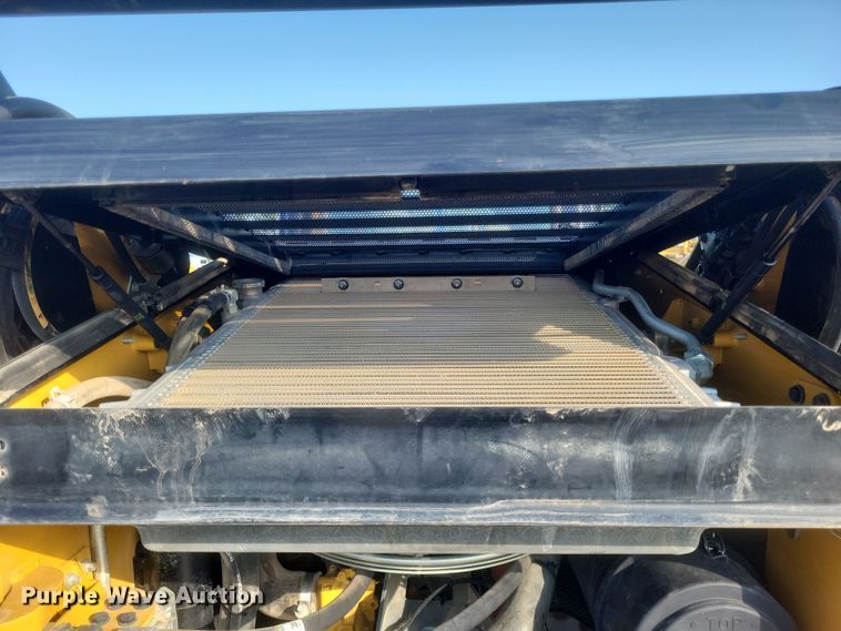 image for item EJ8046 2020 Caterpillar  299D3 tracked skid steer loader